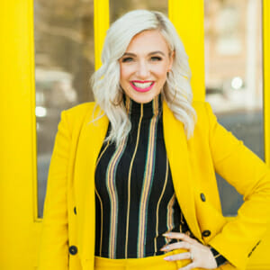 thealisonshow-headshot2020 thealisonshow-headshot2020